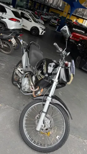 Honda NX 4 Falcon 400 2008