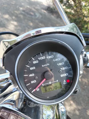 Suzuki Boulevard M800 2008
