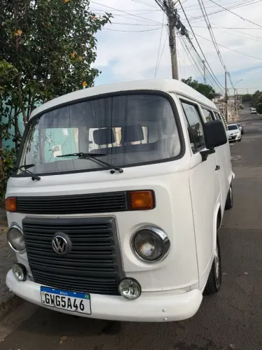 Volkswagen Kombi Standard 1.4 MI Total Flex 8V 2012
