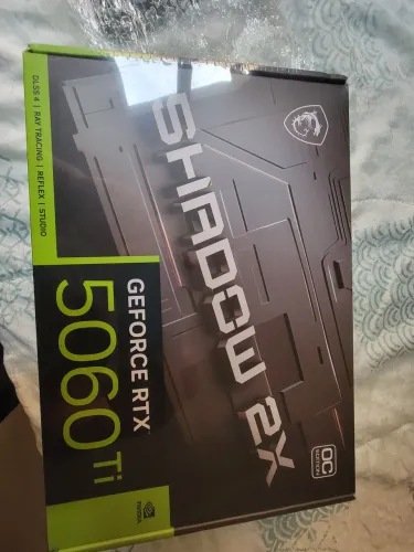 Placa de Vídeo RTX 5060 Ti 16GB - Excelente Desempenho