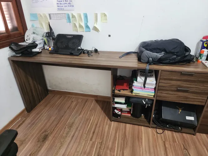 Mesa de escritório 150 reais