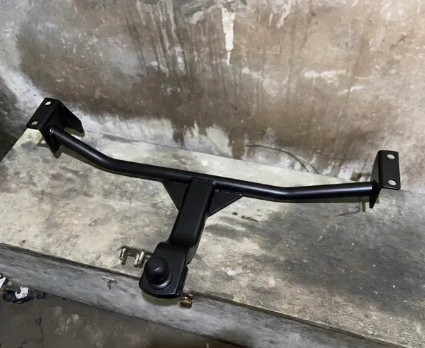 Vendo reboque engate para Corolla 2012