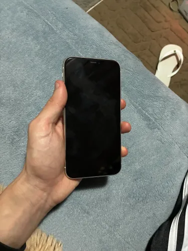 IPHONE 11 - 128GB