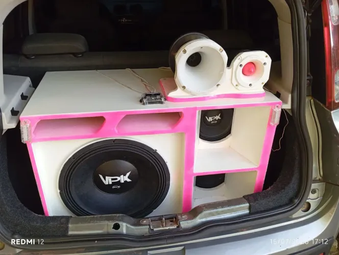 Vendo peças de som automotivo semi novo