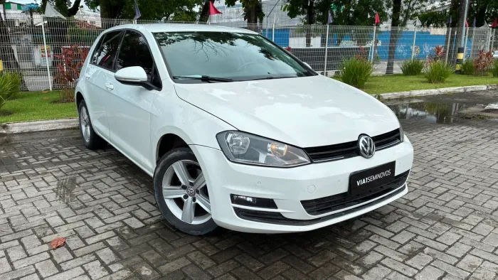 Volkswagen Golf Comfortline 1.0 TSI Total Flex Mec. 2017
