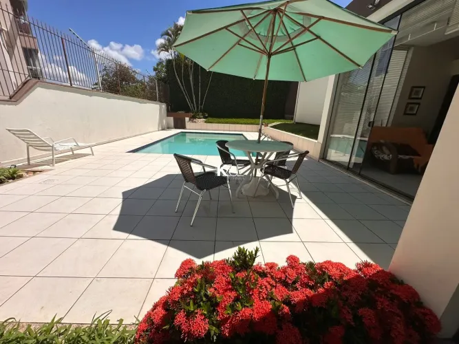 Casa 3 dormitorios no Bairro Itaguaçu.