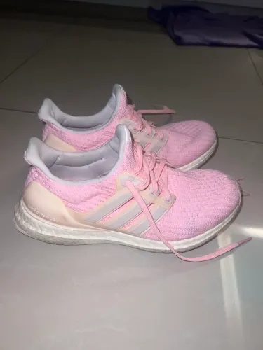 Tênis adidas ultraboost