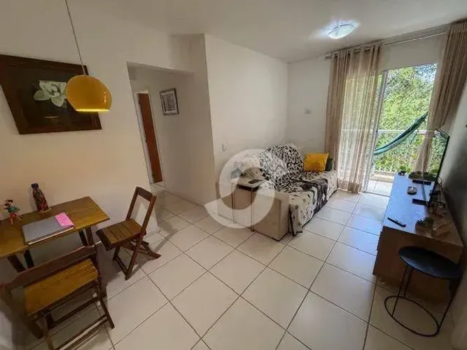 Apartamento com 2 dormitórios à venda, 65 m² por R$ 298.000,00 - Piratininga - Niterói/RJ