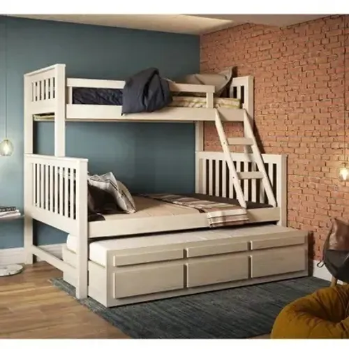 Vendo Treliche de madeira maciça com cama de casal e duas de solteiro