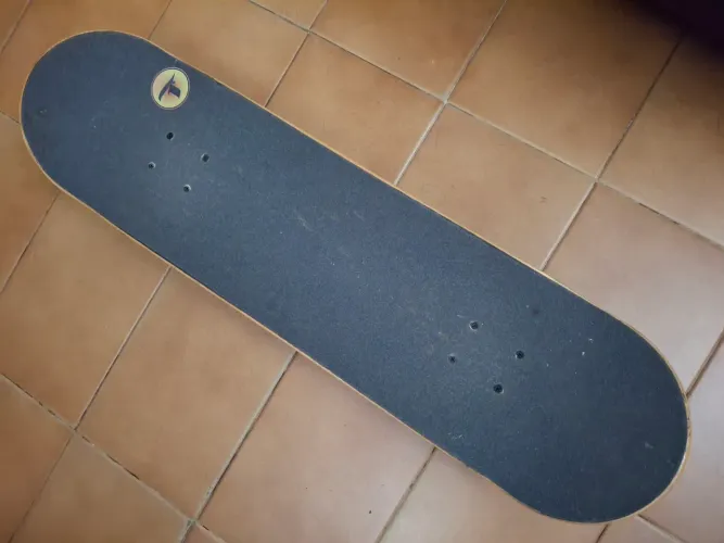 Skate profissional Traxart