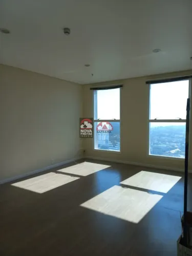 Sala Comercial no Jardim das Colinas - São José dos Campos/SP