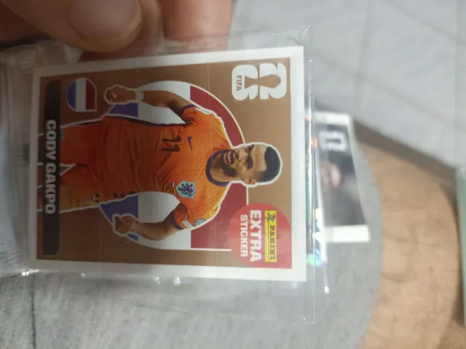 Extra sticker
