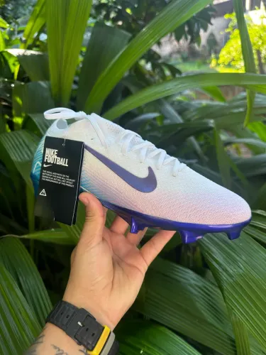Chuteira Nike airzoom mercurial superfly 10