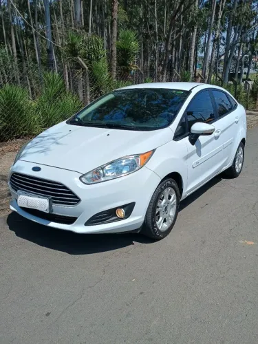 Ford Fiesta SE 1.6 16V Flex 5P 2015