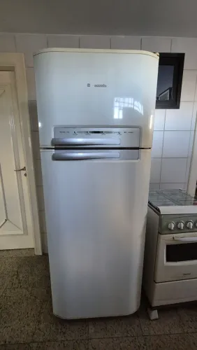 Geladeira EXCELENETE - pouco uso