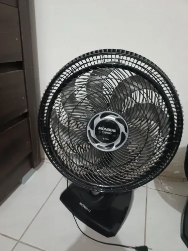 Vendo 3 ventiladores ,2 mundial e 1 WAP TURBO
