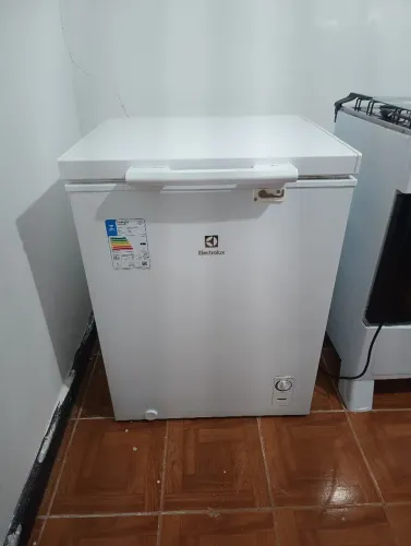 Freezer Electrolux 143L 1 Porta Horizontal HE150