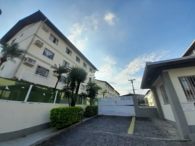 Apartamento mobiliado 3 dormitórios no Bairro Salto Weissbach, Blumenau SC.