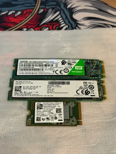 Lote 3 SSD M.2 - WD 240GB + ADATA 256GB + Lite-On 128GB
