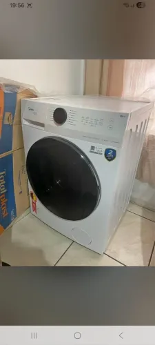 Midea HealthGuard Smart 11 kg Lava e Seca