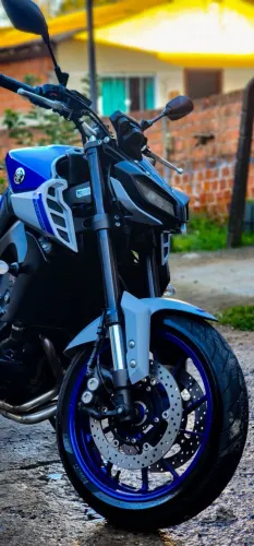 YAMAHA MT 09 2022 - 12 MIL KM