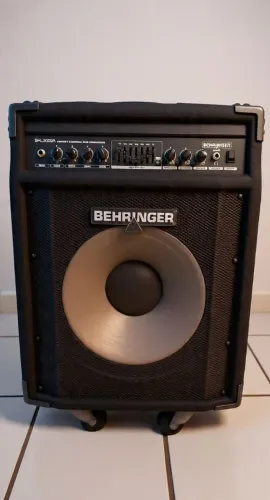 ULTRABASS BXL3000 BEHRINGER