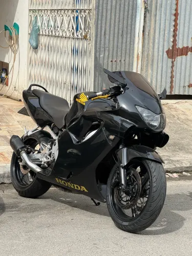 PEÇAS CBR 600F4 1999-2006