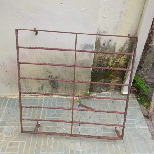 Grade de ferro para janela
