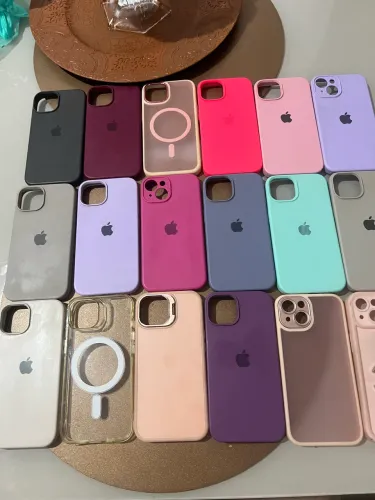 Vendo todas essas capinhas iPhone 13