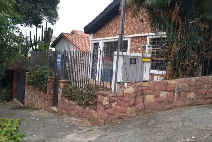 Casa para locação com Quintal e Escritório Planalto Pualista
