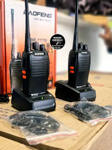 Par de rádio comunicador Baofeng