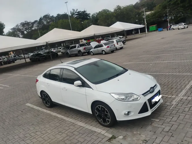Ford Focus Sed. Ti./ti.plus 2.0 16V Flex AUT 2014