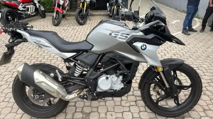 Moto BMW 310 GS 5.200 km rodados, único dono. Impecável-2018/2018
