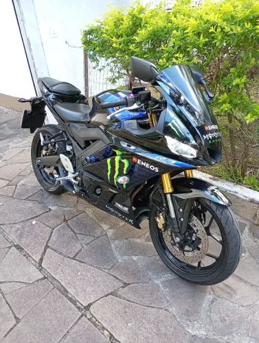 YAMAHA YZF 