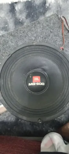 Médio de 8p 300rms