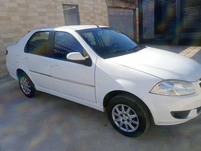 Fiat Siena EL 1.0 MPI Fire Flex 8V 4P 2015