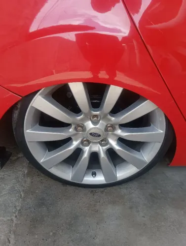 Vendo rodas "18 pneus 205/35 5x114