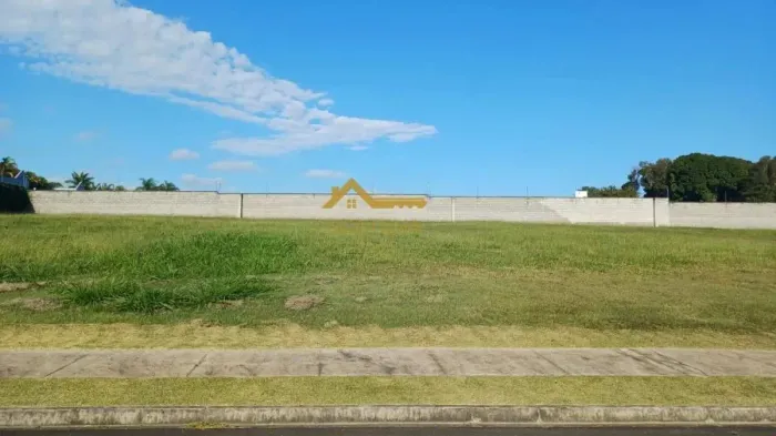 Terreno em Condomínio à venda no Condomínio Saint Patrick em Sorocaba com 1.120,74m²