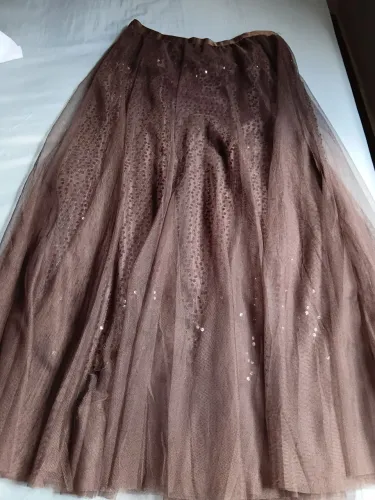 Saia tule com paetê GG