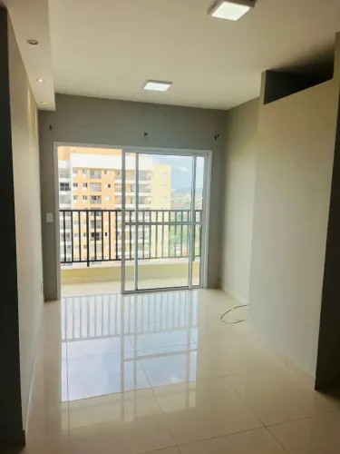 Apartamento para alugar com armários planejados e 3 quartos sendo 1 suíte