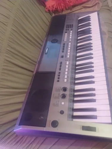 Teclado Yamaha psr e 443 novinho