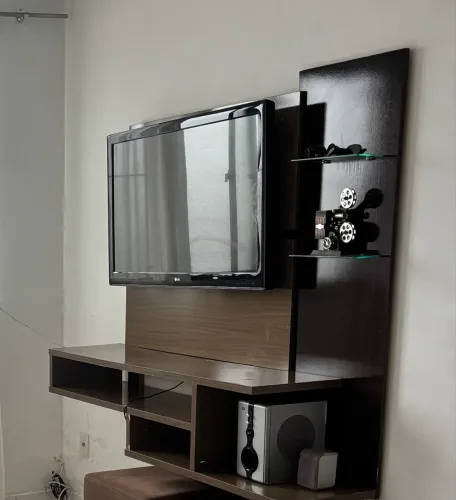 Vendo tv LG com painel