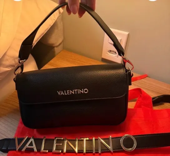 Bolsa  Nova Original Mario Valentino. 