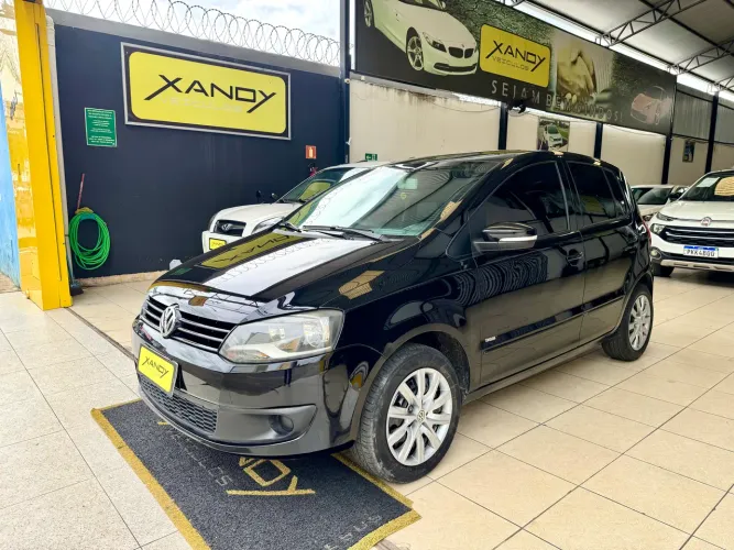 Volkswagen Fox 1.0 MI Total Flex 8V 5P 2012