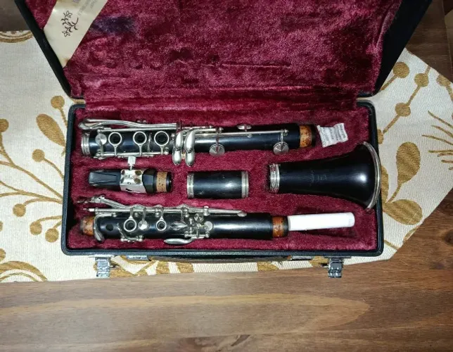 Clarinete Yamaha Japão Professional-Madeira
