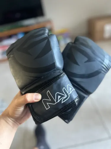 Luva Naja de boxe novinha 12 oz