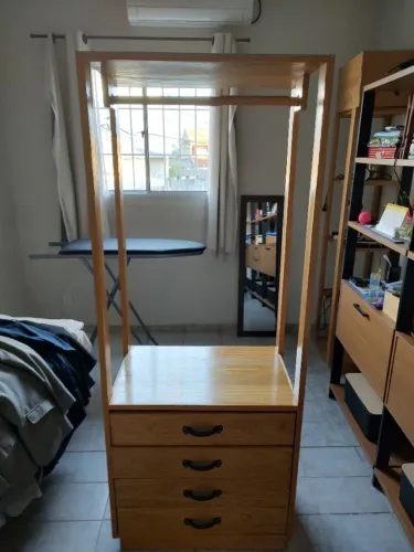 Arara Planejada Em Madeira