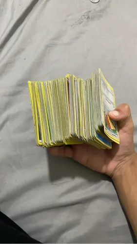 226 cartas de Pokémon