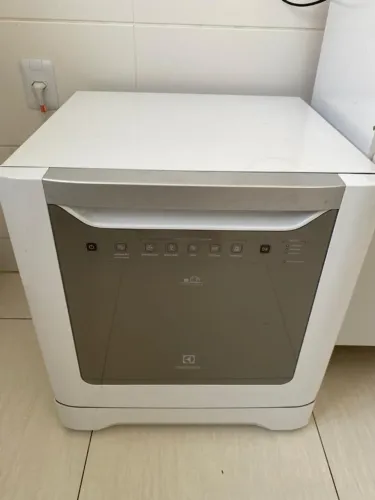 Lava louças Electrolux 8 serviços