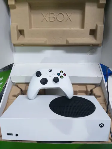 Xbox série S Compre hoje e receba hoje! Loja física, garantia e entrega em domicílio.